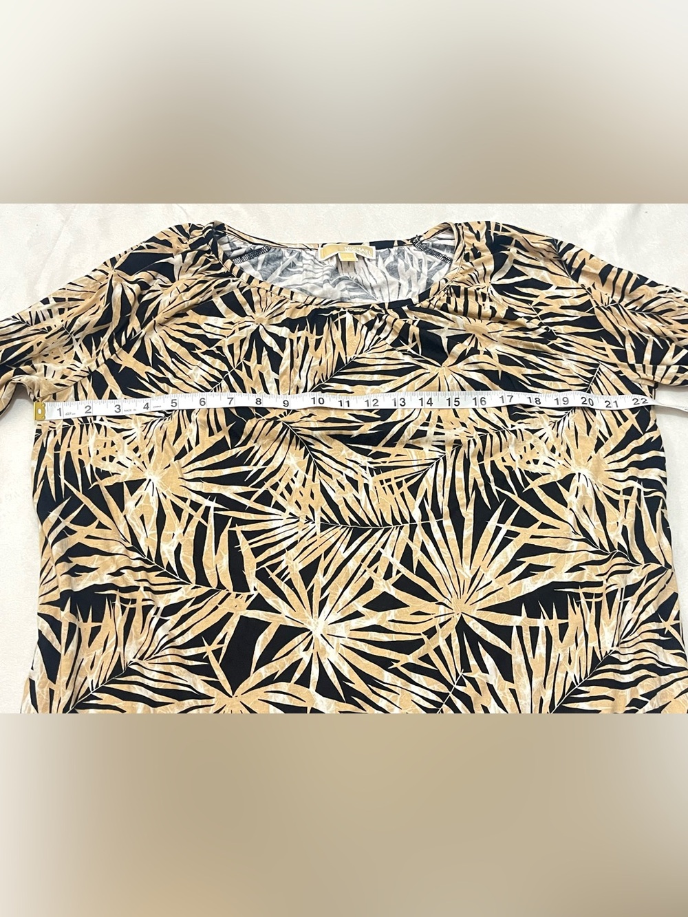 Michael Kors Women's Black and Tan Fall Palm-Leaf Print Bell-Sleeve Top Large - Picture 8 of 16